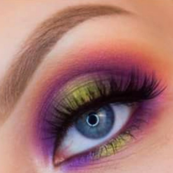 🆑CLEARANCE🆑Urban Decay Full Spectrum Eye Palette - Picture 4 of 8